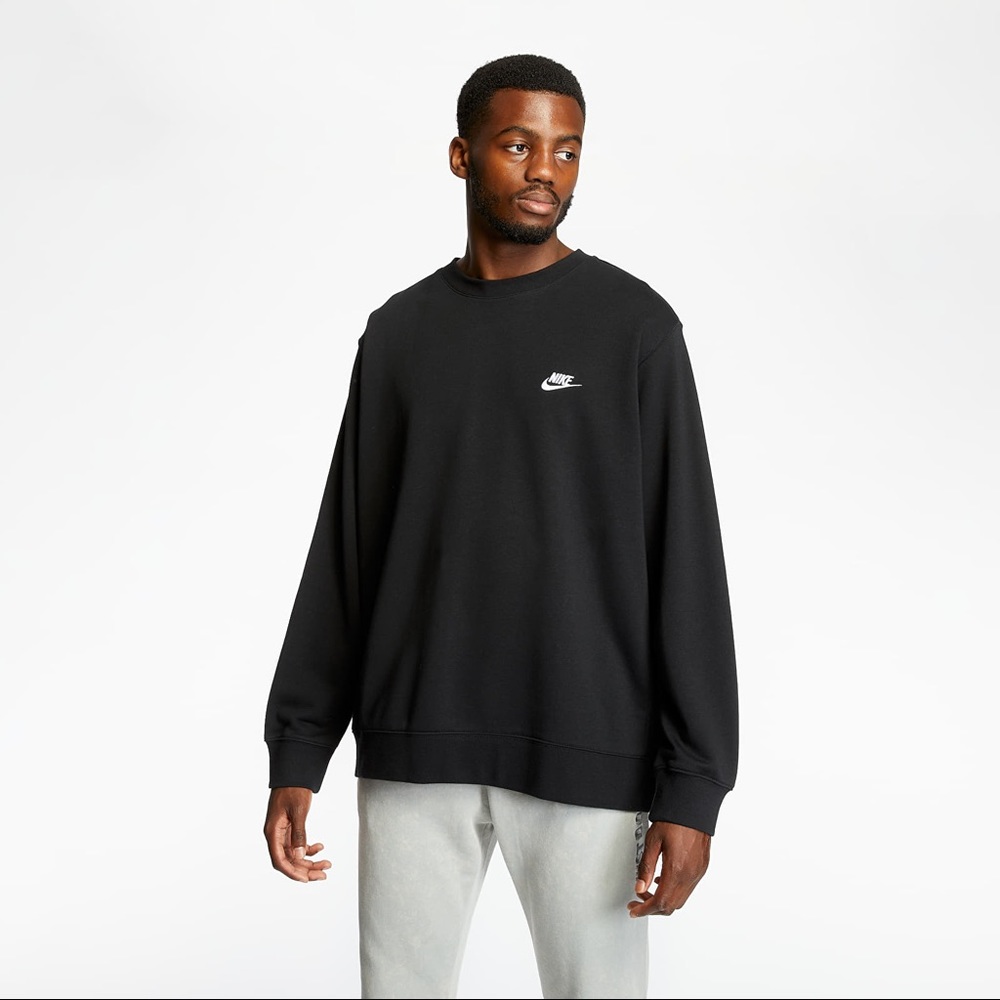 BLACK NIKE CREWNECK